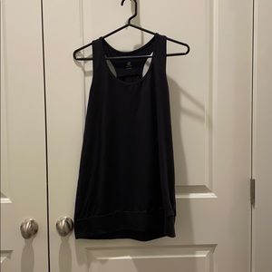 Black athletic tank
